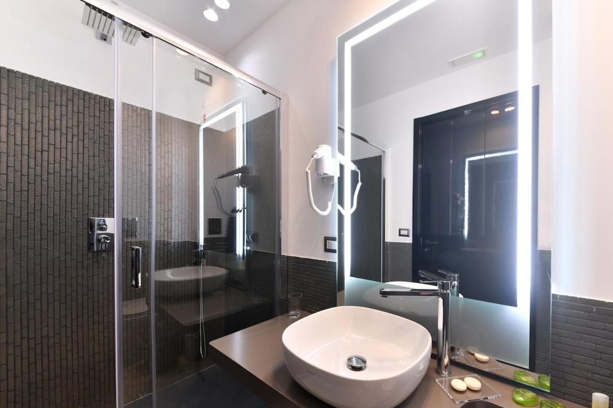Hotel Domus 42 Nápoles Habitación foto